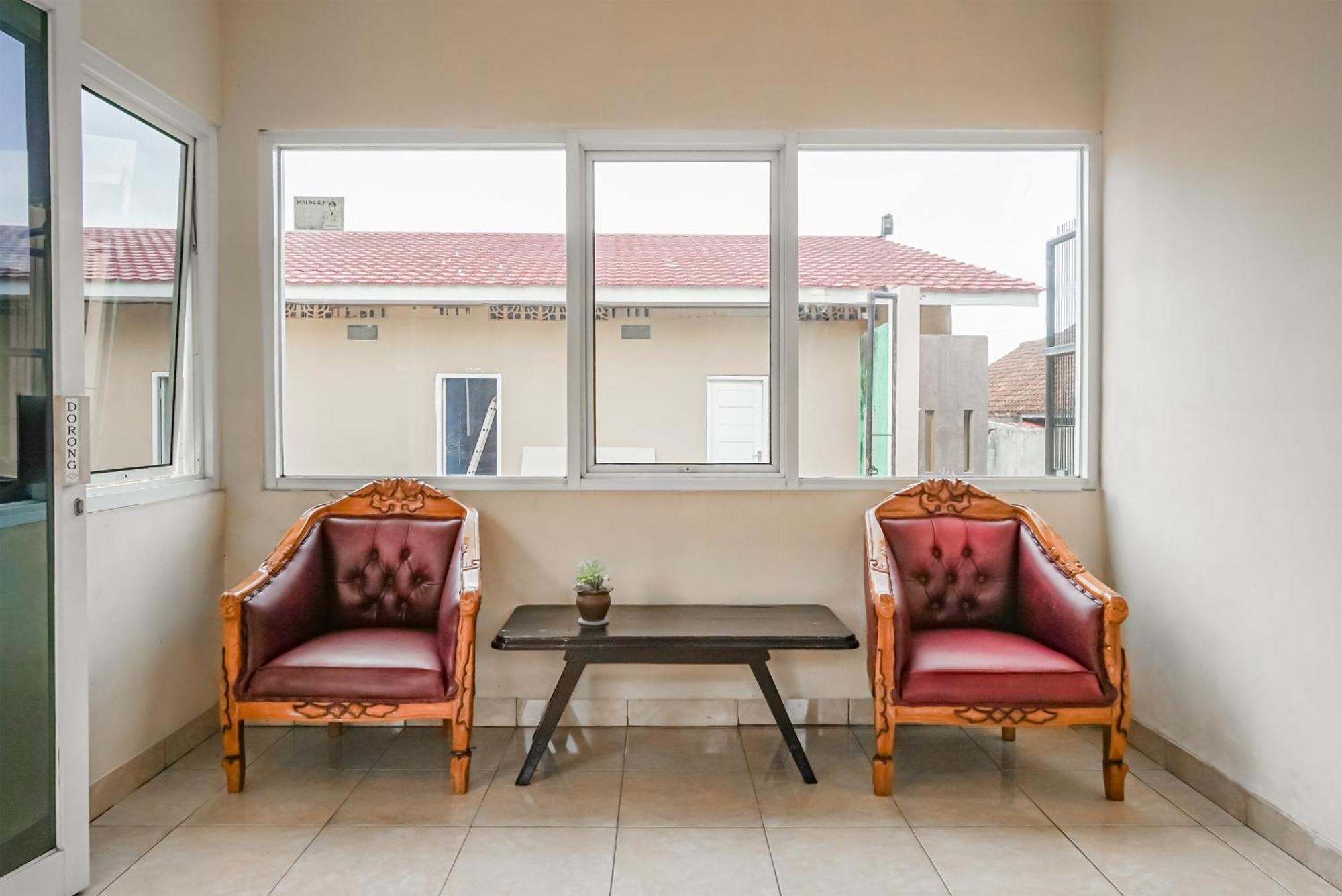 Hotel Oyo 93518 Kepayang Syariah 2*